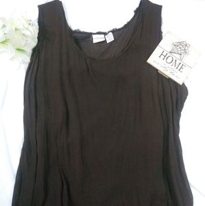 Style works woman's plus size tank top. Size 22w